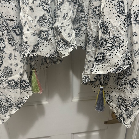 Surf gypsy Paisley Print Kimono / cover up - Picture 3 of 4